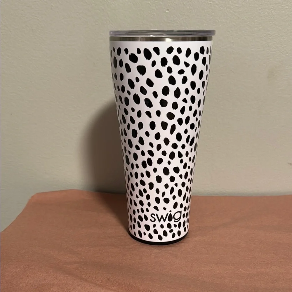 Swig Black and White Spotted Tumbler - Picture 2 of 5